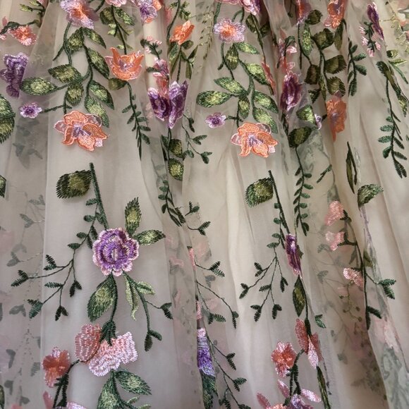 Ivy City Co Flora Dress in Pastel - Picture 4 of 7